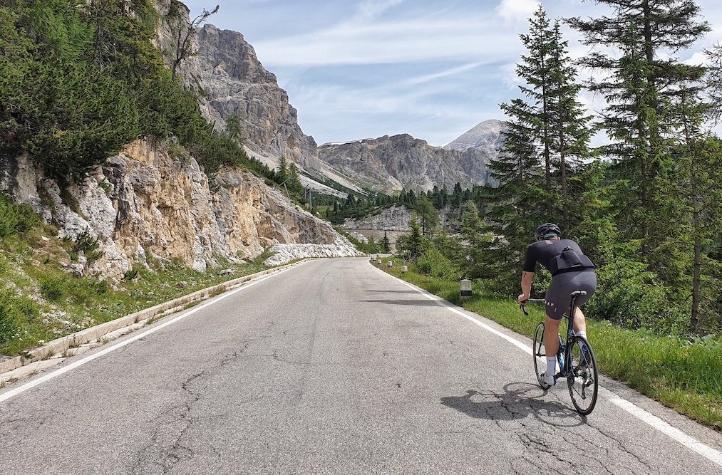 Scalando il Passo Falzarego